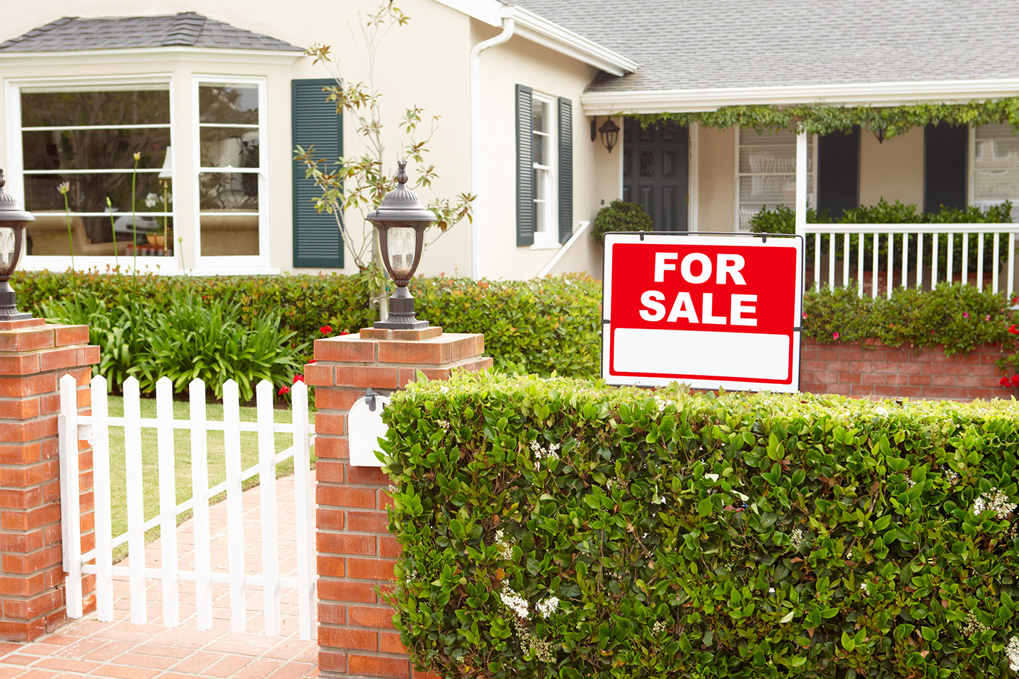 Making sure that your home is well finished, staged, and prepared for sale will help you get the best price for your property in the current market.