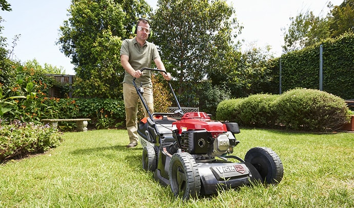 victa-pro-gardening-lawn-mower-grass