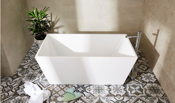 raymor-bath-tub-bathroom