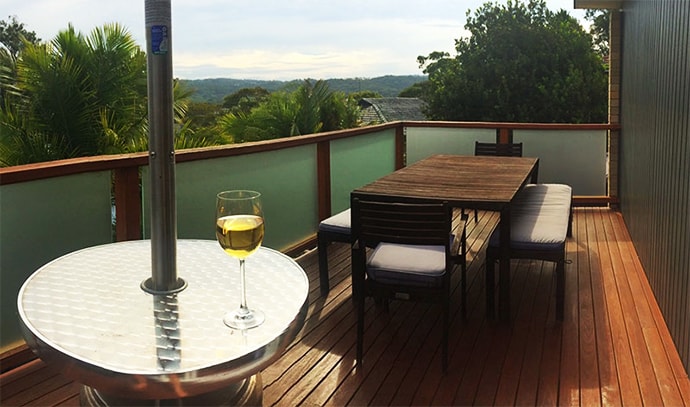 balcony-captivating-view-seating-area-champagne