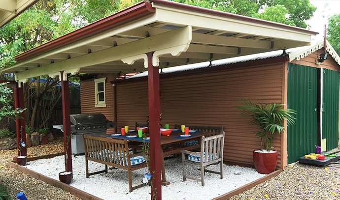 australian-period-home-back-yard-dining-area-griller-gazebo