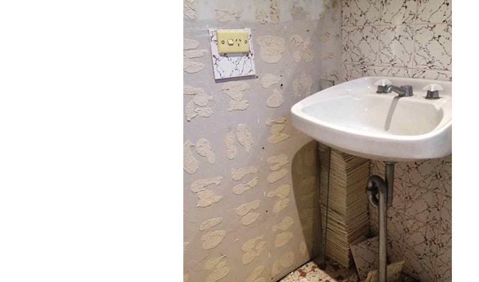 old-wrecked-tiles-bathroom-state