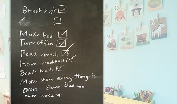 kids-chalkboard-chores-todo-list