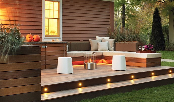 ecosmart-fire-glow-outdoor-lounge-center-lamp-deck