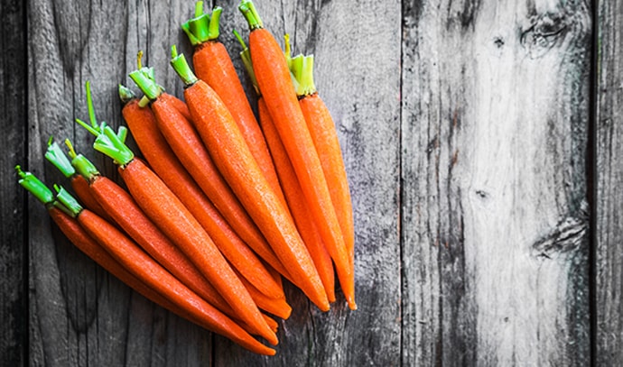 plenty-farm-raised-carrots