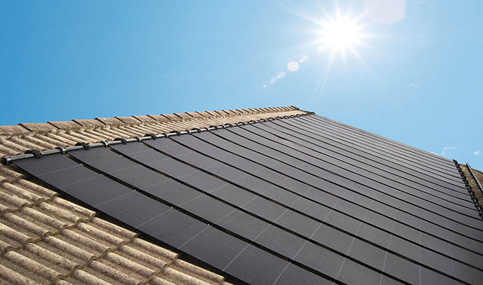 zane-solar-energy-panel-roof-sunny-day-sky