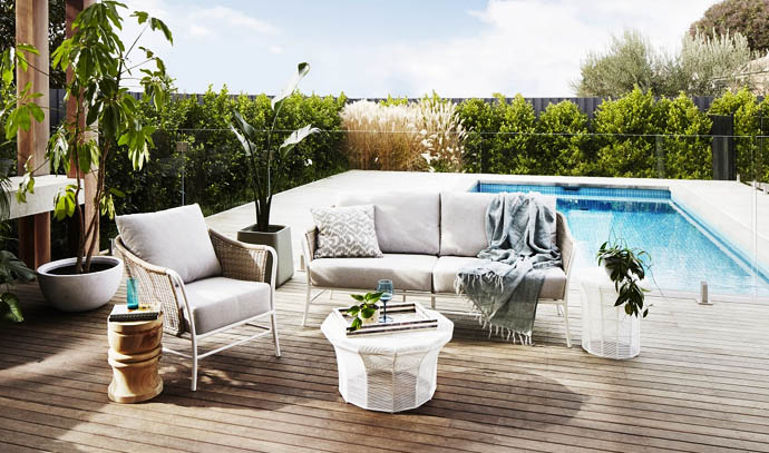 southport-piazza-sofa-chair-swimming-pool-backyard-garden-exterior-design-outdoors